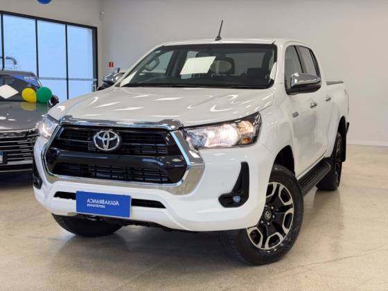 TOYOTA HILUX 2.8 D-4D TURBO DIESEL CD SRV 4X4 AUTOMÁTICO TOYOTA HILUX 2.8 D-4D TURBO DIESEL CD SRV 4X4 AUTOMÁTICO